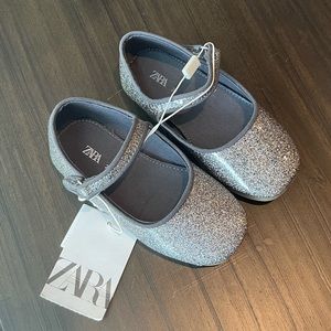 ZARA KIDS • Girl’s glitter dress shoes • NWT • size 7